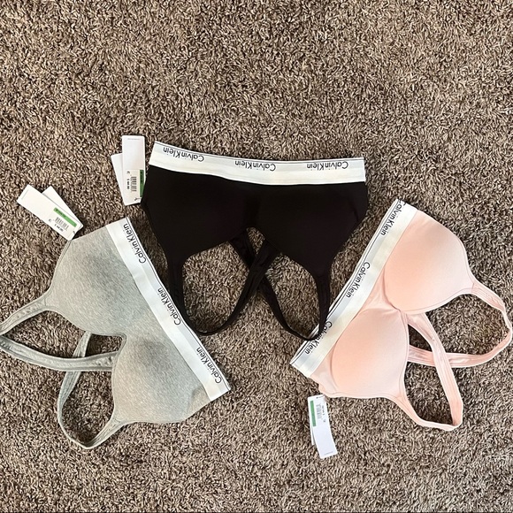 Calvin Klein Sports Bra - Picture 10 of 11